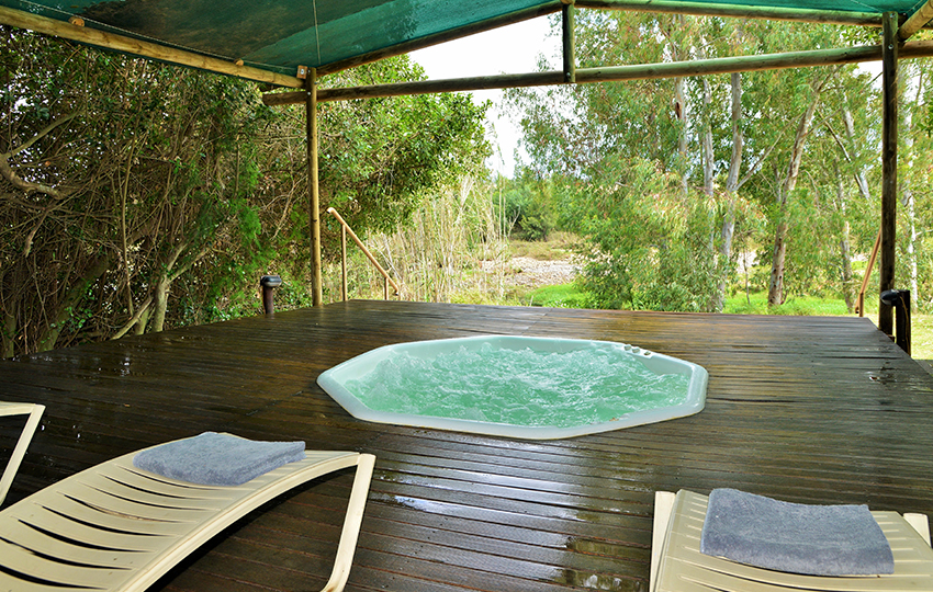 Explore Stonehill River Lodge Swellendam