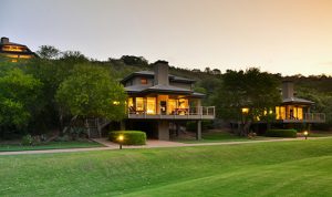 Stonehill River Lodge