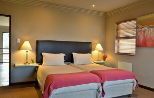 Stonehill River Lodge bedroom